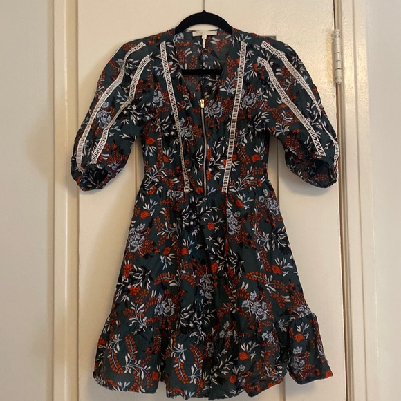 Maje size 1 puff sleeve dress ❣️⚪️🌀🌿 - Picture 1 of 6